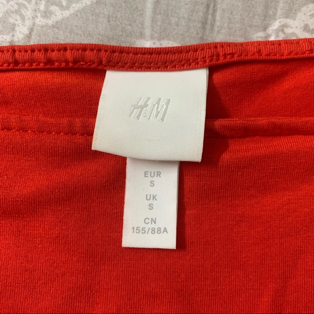 ❤️ H&M Stretchable Top - Picture 5 of 9